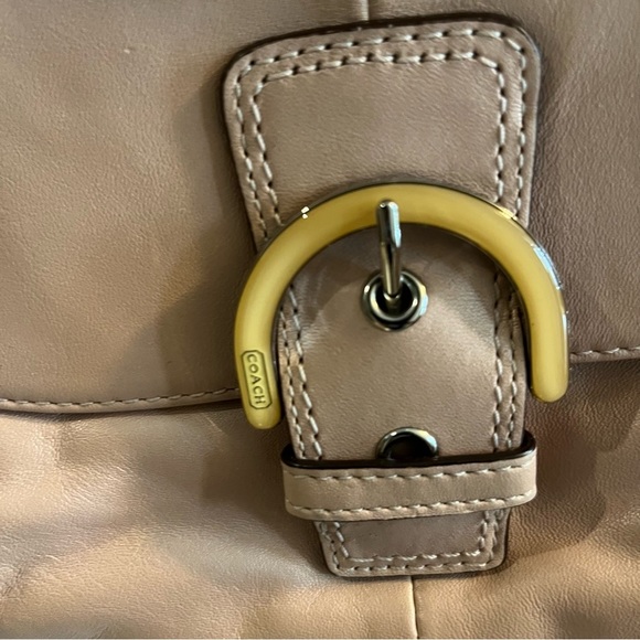 Coach Soho Leather Sling Crossbody Flap Bag Small in Ballerina Pink GUC - Picture 5 of 16